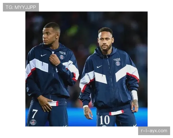 姆巴佩不同战术体系下表现差异解析:适配能力评估 姆巴佩不同战术体系下表现差异解析:适配能力评估