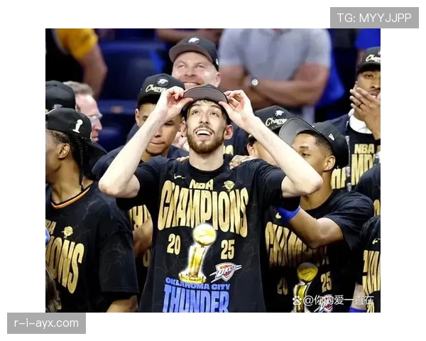 切特·霍姆格伦运用挡拆提升内线得分效率显著拉开与传统大中锋差距